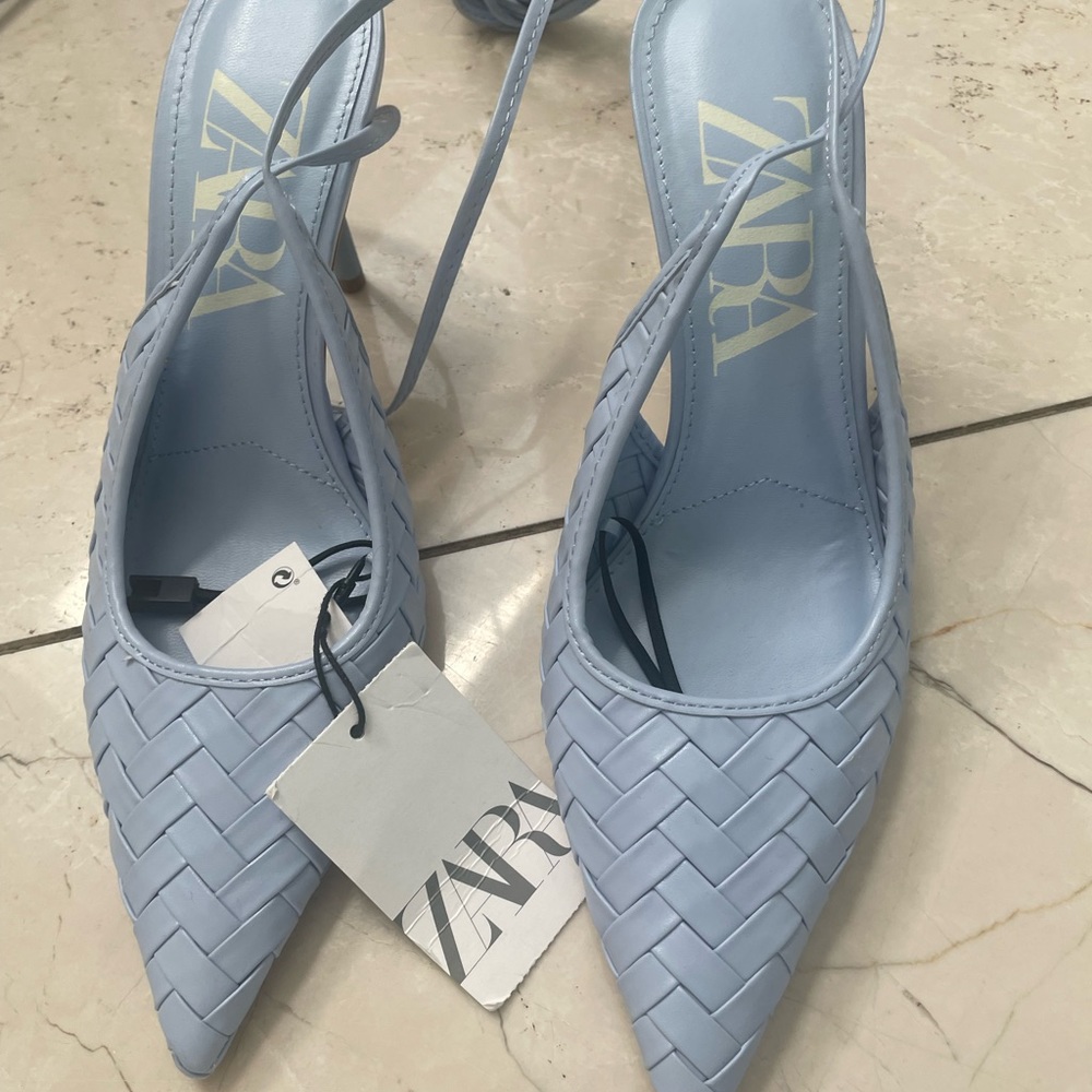 Zara brand new stiletto heels with woven fabric and tie up ankle strap. Size 6.